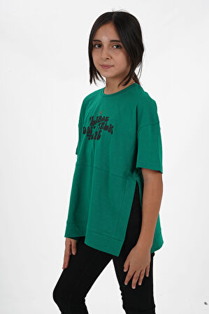 Kız Çocuk Süprem Kumaş Yandan Yırtmaçlı Baskılı Tshirt