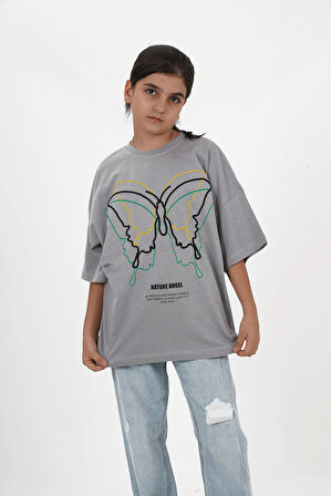 Kız Çocuk Gri Süprem Kumaş  Bisiklet Yaka Kelebek Baskılı Tshirt