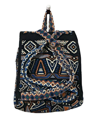 Kilim Desenli El Yapımı Sırt Çantası – Etnik Tasarım, Dayanıklı ve Katlanabilir