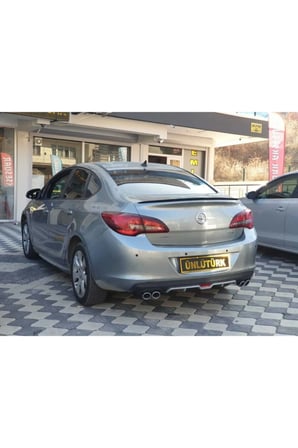Opel Astra J Spoiler - Spoyler Piano Black-parlak Siyah