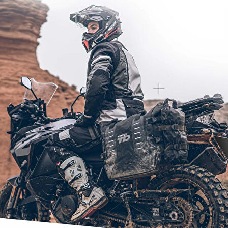 Shad TR40 Adventure Soft Yan Çanta X0TR402