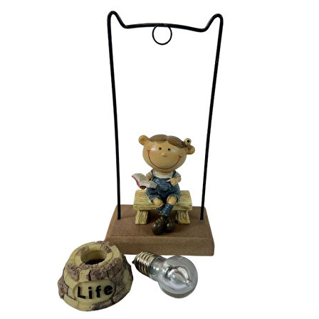 Uretti - Okay 5711 3751 Sokak Lambası Altında Kitap Okuyan Çocuk Biblo