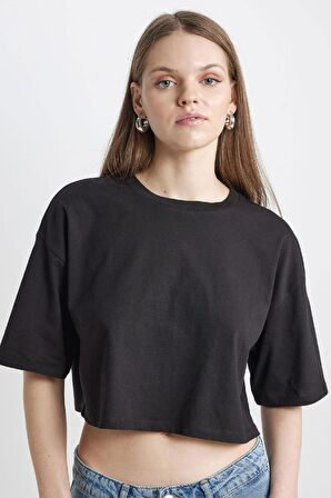 DeFacto Coool Loose Fit Bisiklet Yaka Basic Düz Kısa Kollu Tişört X2381AZ24SMBK81
