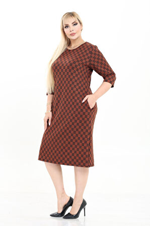 Çift Cepli Desenli Esnek Kışlık Büyük Beden Midi Elbise 41D-2727