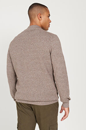 Erkek Kahve-Ekru Recycle Standart Fit Normal Kesim Yarım Balıkçı Yaka Pamuklu Jakarlı Triko Kazak