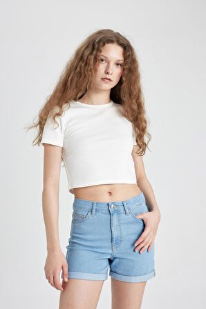 DeFacto Normal Bel Katlamalı Paça Basic Düz Jean Şort A1959AX24SMNM39