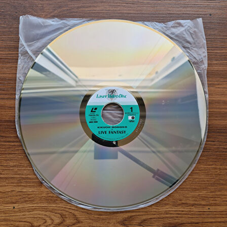 Kikuchi Momoko – Live Fantasy LaserDisc