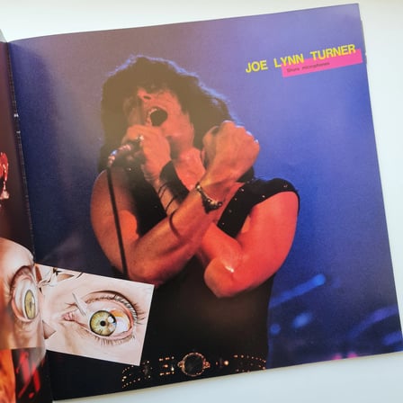Rainbow Japan Tour Kitap