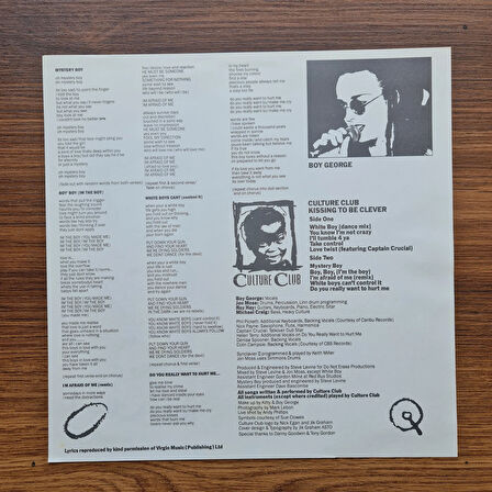 Culture Club – Kissing To Be Clever