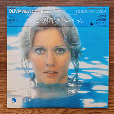 Olivia Newton-John – Come On Over