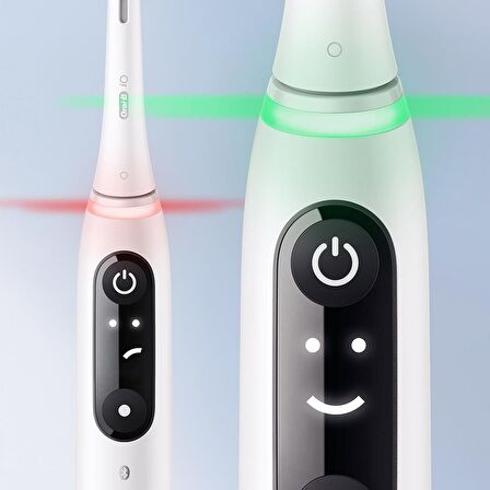 Oral-B iO 7 Şarjlı Diş Fırçası - Beyaz