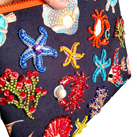 Uretti - Sümeyya 2589 7348 El Yapımı Deniz Canlıları Desenli Boncuk İşlemeli Clutch / Askılı Çanta