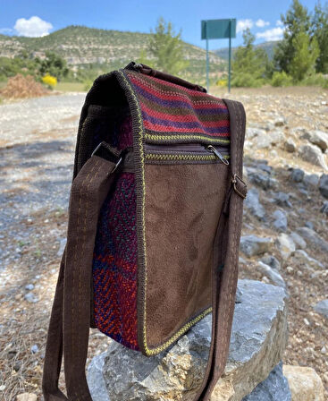 Otantik Dokuma Tokalı Kilim Desen Çanta