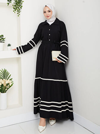Kadın Çilek Kumaş Şerit Detaylı Kuşaklı Siyah Elbise 
