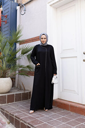 Kadın Taş Detaylı Cepli Rahat Kalıp Siyah Elbise