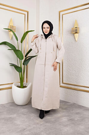 Kadın Kapüşonlu Fermuarlı Cepli Bej Kapitone Uzun Kap