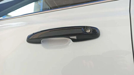 Ford Focus 2019+ Kapı Kolu Piano Black (SMART KEY)
