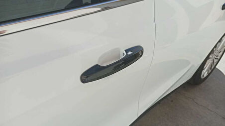 Ford Focus 2019+ Kapı Kolu Piano Black (SMART KEY)