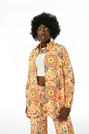 KADIN GEOMETRİK DESENLİ OVERSİZE KESİM GÖMLEK