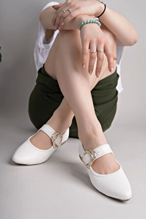 Nesil Shoes Swell 01453 Beyaz Tokası Taşlı Kadın Babet