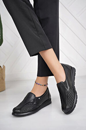 Muya 323794 Siyah Hakiki Deri 6 Nokta Kemik Çıkıntısı Ayakkabı