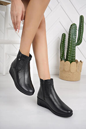 Muya 324804 Siyah Hakiki Deri Çift Fermuarlı 6 Nokta Kadın Bot