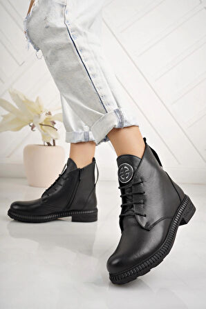 Castle Black 20915-1 Siyah Hakiki Deri Fermuarlı Kadın Bot