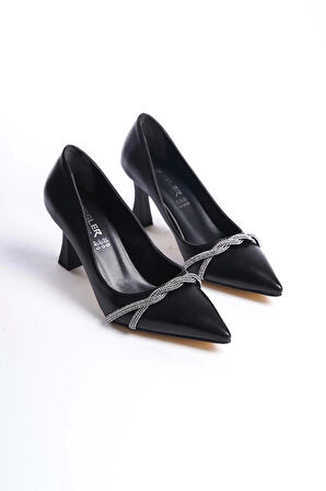 Kadın İzla Krem Cilt Taş Detaylı Sivri Burun 7,5 cm Topuklu Stiletto