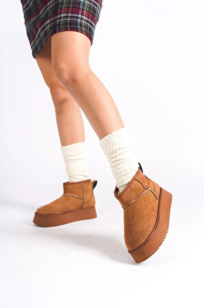 Kadın Palermo Siyah Süet İçi Kürklü Kalın Tabanli (4,5 cm ) Mini Kısa Bot