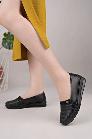 Nesil Shoes Ayzen 810 Siyah Anatomik Kadın Ayakkabı