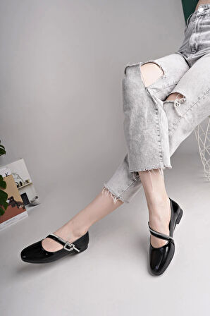 Nesil Shoes Swell 20821 Siyah Rugan Tokası Taşlı Kadın Babet