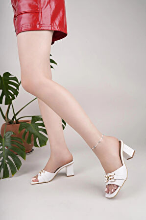 Nesil Shoes Senyo 084 Beyaz Tokalı Kadın Terlik