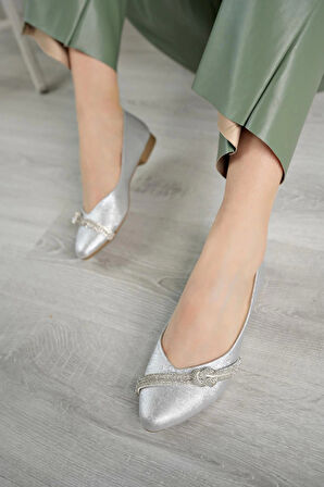 Nesil Shoes Ceylan 343 Gümüş Taşlı Kadın Babet