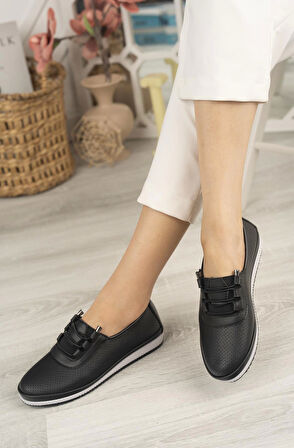 Nesil Shoes Acr 10 Siyah Delikli Yazlık Kadın Ayakkabı