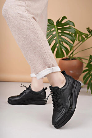 Modessa 121 Siyah Bağcıklı Hakiki Soft Deri Kadın Ayakkabı