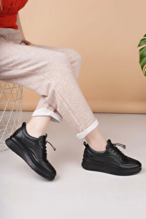 Modessa 121 Siyah Bağcıklı Hakiki Soft Deri Kadın Ayakkabı