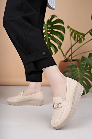 Nesil Shoes Neyna 1042 Bej Dolgu Topuk Kadın Ayakkabı