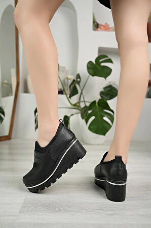 Nesil Shoes Wiss 520 Siyah Dolgu Topuk Kadın Ayakkabı