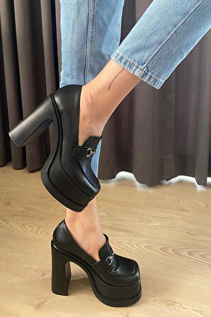 Kadın Clara Siyah Rugan İnce Tokalı Lofer Model 12 cm  Platform Topuklu Ayakkabı