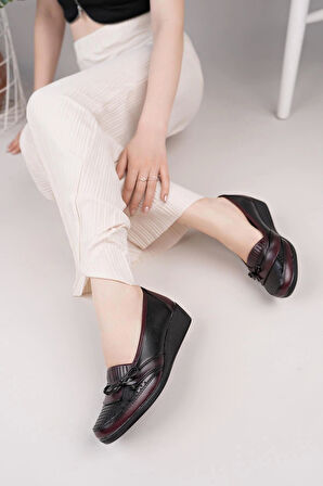 Nesil Shoes Ayzen 006 Siyah Bordo Dolgu Topuk Kadın Ayakkabı