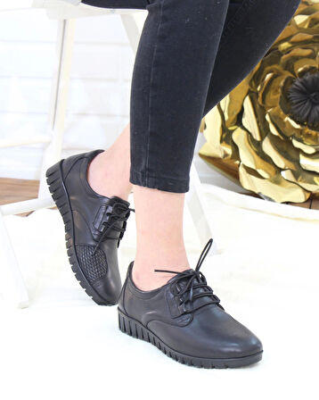 Capella 604 Siyah Hakiki Deri Günlük Kadın Yürüyüş Ayakkabı