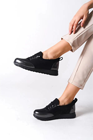 Kadın Galina Siyah Platın Bağcıklı Lastikli Ortopedik Rahat Taban Taş Detaylı Günlük Babet Anne Ayakkabısı