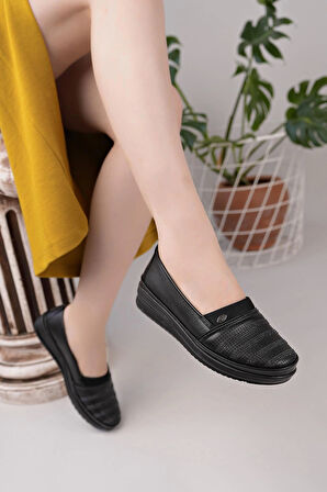 Nesil Shoes Ayzen 810 Siyah Anatomik Kadın Ayakkabı