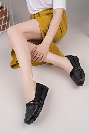 Nesil Shoes Ayzen 810 Siyah Anatomik Kadın Ayakkabı