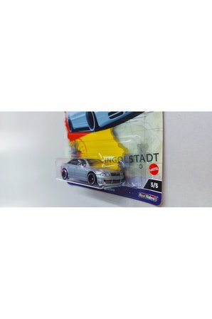 Hot Wheels Premium Audi S4 Quattro ( World Tour 2024 ) Model Araba