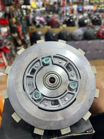 Cf Moto Nk 250 -250 Sr Debriyaj Göbek Seti 6 Balatalı  3 Vidalı Kaydırmali 3 Kalin 3 İnce 2023 Uygun