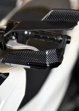 Karbon Desen Siyah El Koruma Ve Manet Rüzgarlığı (Nmax Xmax Tmax Pcx R25 Mt25 NK250 Uyumlu)Supermto