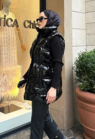 Kadın Fermuarlı Çıt Çıtlı Cepli Siyah Parlak Şişme Yelek