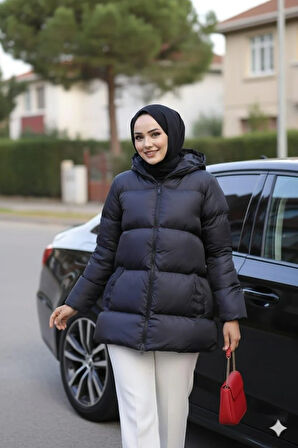 Kadın Kapüşonlu Önden Cepli Şişme Siyah Mont