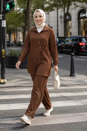 Kadın Düğmeli Kuşaklı  Çilek Kumaş Tunik Pantolon Kahverengi  İkili Takım